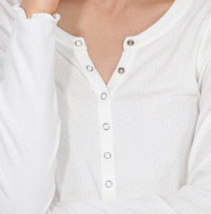 Ensemble de pyjama décontracté en deux pièces pour femmes, haut court à manches longues en maille jacquard à taille élastique blanche, <span class=keywords><strong>short</strong></span> à volants - Product Image 3