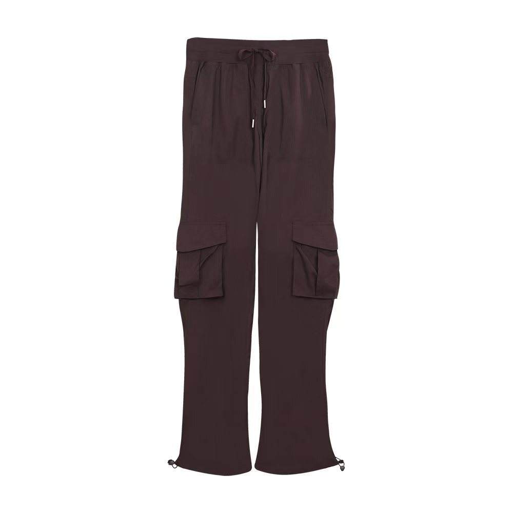 สีน้ำตาล