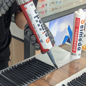 Scellant silicone neutre pour verre, adhésif et scellant silicone multi-usages, fabricant vietnamien - Product Image 3