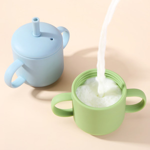 Vaso de silicona con pajita, forma redonda de calibre estándar para bebés de 1 a 2 años - Product Image 1