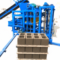 Machine à fabriquer des blocs creux en béton compressé semi-automatique QTF4-25A à bas prix