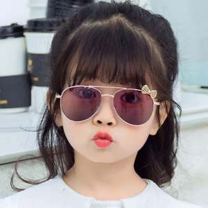 Lunettes de soleil pour enfants tendance vintage 2021, mignonnes, avec nœud, surdimensionnées, UV400, grande monture en métal, pour filles - Product Image 2