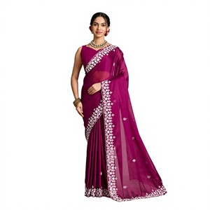 Je cherche un sari de la même couleur, magnifique, pour un mariage, en tissu de soie Rangoli noir doux de qualité supérieure avec un pallu en C. - Product Image 1
