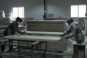 木質バーチ家具ログオーク材原料価格