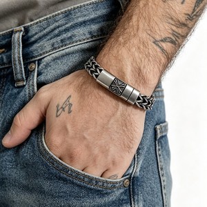 yunnique Unisex Stainless Steel <b>Chain</b> Bracelet With <b>Cross</b> Pattern Geometric Design For <b>Men</b> And Women - Product Image 1