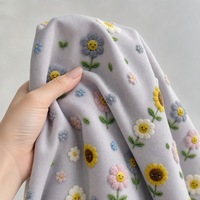 Tissu imprimé en rayonne 3068, 147 cm, 110 g/m², motif visage souriant et fleurs, tissu en viscose tissé pour robe d'été et vêtements pour enfants