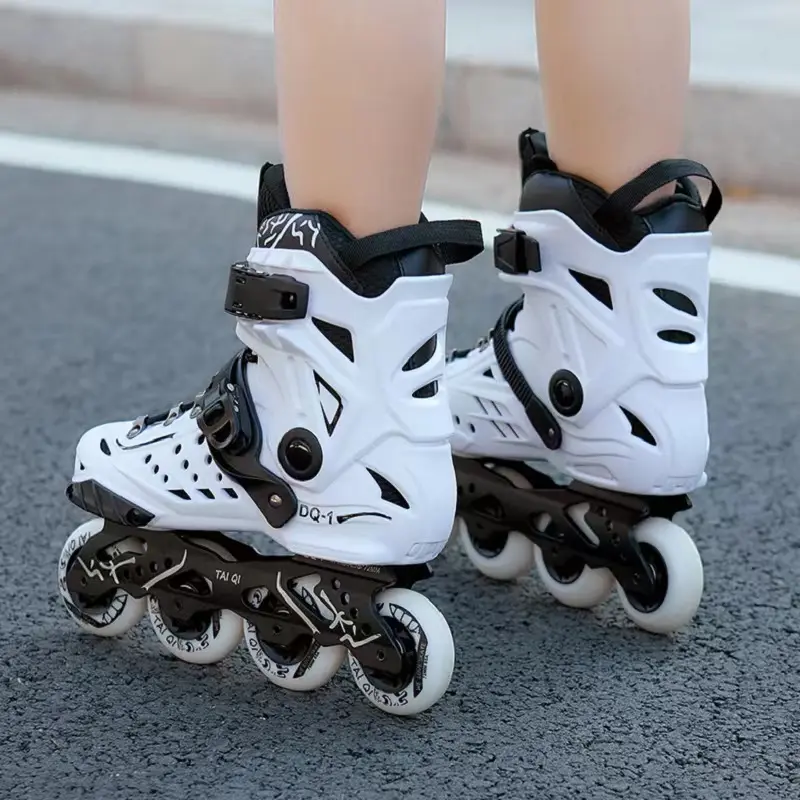 Quatro rodas rolo inline patins skate ajustável sapatos para adulto