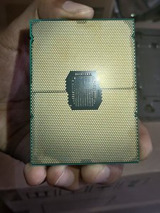 Processeur CPU Xeon Silver 4310 2,1 GHz 12 cœurs 18 Mo 20 W Ice Lake - Product Image 2