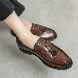 Tassels Pure Color Business Walking Style Casual Leisure Durable <b>Flats</b> Custom Loafers Men's Dress Shoes - Product Image 3