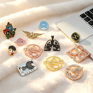 เข็มกลัดโลหะเคลือบเงาสูงแบบกำหนดเองสำหรับตกแต่งผ้าคลุมศีรษะฮิญาบ - Product Image 3