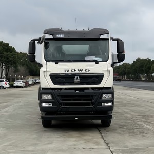 Camion-citerne HOWO TX 8x4 30000L avec moteur Weichai, plusieurs compartiments, pour le transport de carburant diesel, équipé d'un distributeur - Product Image 6
