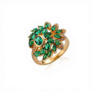 Bague vintage de la série Counterattack avec jade incrusté, émeraude synthétique et saphir blanc - Product Image 1