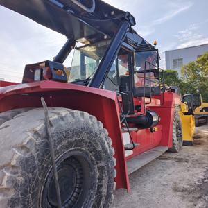 Apilador de Alcance DRT 450 Usado de Alta Calidad, Maquinaria Usada en Buenas Condiciones - Product Image 3