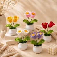 Plante en pot de lys de la vallée tricotée à la main, fleur artificielle finie, décoration de chambre à coucher, ornement de bureau
