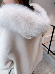 <span class=keywords><strong>Manteau</strong></span> <span class=keywords><strong>blanc</strong></span> <span class=keywords><strong>long</strong></span> à capuche <span class=keywords><strong>avec</strong></span> <span class=keywords><strong>ceinture</strong></span> pour femmes, veste en vraie fourrure de renard, vêtement d'extérieur, vente en gros, - Product Image 6