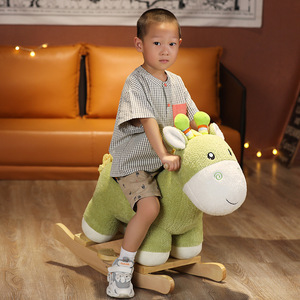 Müzik kutusu ile ahşap monte çocuklar peluş dinozor sallanan at - Product Image 5