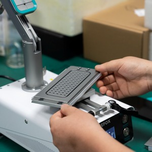 Machine de séparation d'écran universelle REFOX RF20 avec pompe à double étage pour kits d'outils de réparation de cadre et de verre d'écran Samsung iPhone - Product Image 4