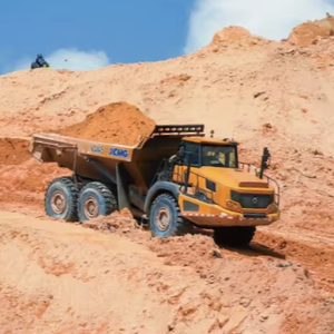 Шарнирный вездеходный карьерный самосвал грузоподъемностью 40 тонн для неровных и грязных дорожных условий - Product Image 2