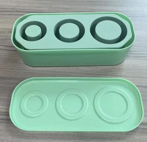 Stanley cup Shaped <span class=keywords><strong>Silicone</strong></span> <span class=keywords><strong>Ice</strong></span> <span class=keywords><strong>Cube</strong></span> Tray với nắp Tủ đông-An toàn <span class=keywords><strong>Ice</strong></span> Cream Maker khuôn mẫu cho chai nước và đồ uống khác - Product Image 2