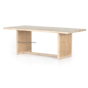 Mangue noire et canne naturelle par parites ou repas de famille pour accueillir six table à manger confortablement - Product Image 1