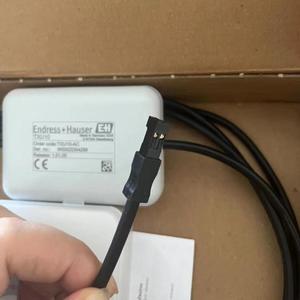 Medidor de Nivel Ultrasónico E+H TXU10-AC: Especificaciones Técnicas Clave - Parámetros Básicos - Product Image 2