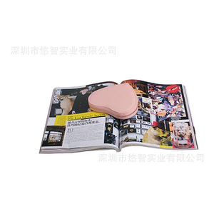 Cadeau promotionnel : Porte-monnaie en forme de cœur, série girly, pochette pour écouteurs et clés en cuir PU, personnalisable. - Product Image 3