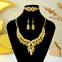 Parure de bijoux de mariage classique et magnifique, plaqué or 21 carats, motif feuille, collier, bracelet et boucles d'oreilles pour femme, bijoux de mariage