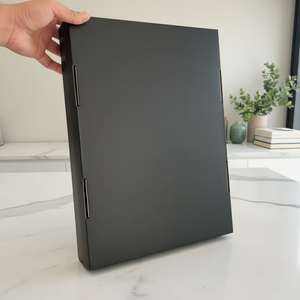 Boîtes rigides noires personnalisées avec logo en estampage à chaud personnalisé Boîtes d'expédition Emballage de bijoux Boîtes en papier pliables pour l'emballage - Product Image 1