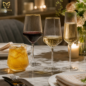 Vetreria verticale a coste classica e bicchieri da <span class=keywords><strong>vino</strong></span> <span class=keywords><strong>rosso</strong></span> a righe, bicchieri da <span class=keywords><strong>vino</strong></span> senza stelo in vetro Champagne Premium - Product Image 5
