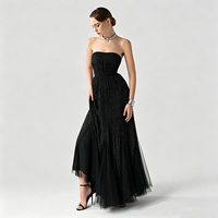 Robe longue noire sans bretelles pour femme, ornée de strass, jupe en tulle, silhouette trapèze, élégante, pour soirée formelle