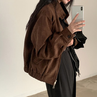 Veste en daim vintage style américain pour femme, collection Printemps/Automne 2026, best-seller sophistiqué, veste courte tendance, coupe petite