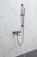Fournisseur d'usine Design personnalisé Offre Spéciale gris italien pommeau de douche et ensemble de robinet mélangeur de douche
