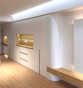 Ensemble de placards modernes et personnalisés de couleur crème avec design latéral en arc pour les chambres d'hôtel - Meubles de haute qualité respectueux de l'environnement - Product Image 6