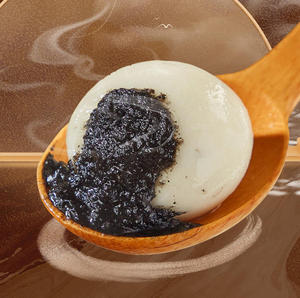 Boules de riz glutineux sans sucre OEM ODM Tangyuan, garniture au sésame noir, boules de riz sucrées surgelées pour la vente en gros - Product Image 2
