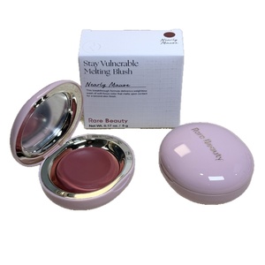 Stock Disponible para Envío Internacional, Nuevo Rubor en Crema Luminoso de Selena <span class=keywords><strong>Gomez</strong></span>, 5g, Tono Casi Neutro/Rosa - Product Image 2