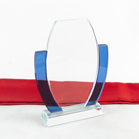 Trophée en cristal en forme de bateau en gros, gravure laser 3D personnalisée, récompenses en cristal couleur personnalisée pour les prix de reconnaissance