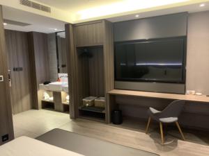 Nouvelle arrivée, armoire walk-in de chambre à coucher de haute qualité, résistante à l'humidité, de style contemporain chinois - Product Image 5