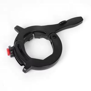 Asistencia de control de <span class=keywords><strong>crucero</strong></span> del acelerador, control de <span class=keywords><strong>crucero</strong></span> de motocicleta antifatiga Abrazadera de acelerador Bloqueo de acelerador con botón de liberación rápida - Product Image 1