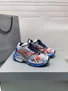 Top-tier Designer Men's Sports Shoes - Luxurious Retro Casual <b>Running</b> Shoes with Breathable Thick Soles <b>for</b> Walking. - Product Image 2