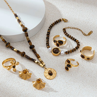 Ensemble de bijoux pour femme plaqué or avec pierres naturelles, prêt à l'emploi en gros, comprenant collier, boucles d'oreilles, bracelet et bague, pour les soirées