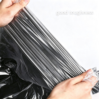 Bavoirs jetables en plastique légers et imperméables pour la peinture, les fêtes et les pique-niques. Utilisation facile, nettoyage rapide