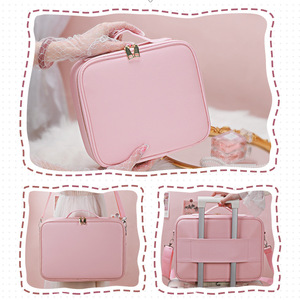 Bolsa de cosméticos rosa de gran capacidad, estuche de almacenamiento de cuero PU con asa suave para viajes y uso doméstico - Product Image 5