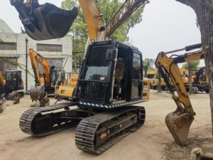 รถตักตีนตะขาบไฮดรอลิก SY135C จากประเทศจีนเกียร์เครื่องยนต์มิตซูบิชิมือสองปั๊ม - Product Image 5