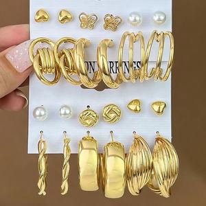 Pendientes de Moda Estilo Europeo Americano para Mujer, Diseño Geométrico Personalizado, Juego de 12 Pares de Pendientes con Dos Tarjetas - Product Image 1