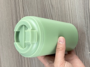 แก้วกาแฟ 380 มล. สำหรับร้านกาแฟ ใช้ซ้ำได้ น่ารัก ผนังสองชั้น สแตนเลส เก็บอุณหภูมิ แก้วน้ำแบบกำหนดเองพร้อมโลโก้ ฝาปิดสีเดียวกัน - Product Image 3