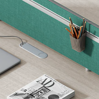 Conception minimaliste écologique Poste de travail ergonomique pour le personnel Postes de travail et bureaux professionnels