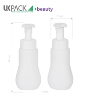 UKPACK UKF13 Bouteille en mousse plastique HDPE 230ml contenant de savon liquide avec pulvérisateur à pompe pour lavage corporel masque facial emballage de shampooing