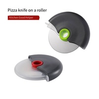 Couteau à pizza à trou rond rouleau à gâteau Couteau à pizza rond personnalisé avec couvercle de protection outils de cuisson amovibles en acier inoxydable