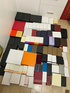 Perfume de Marca Personalizado de Alta Gama, Venta al Por Mayor de Fábrica, Spray Corporal Súper Duradero y de Lujo, Baja Personalización - Product Image 2