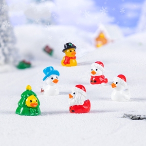 Offre Spéciale mignon noël petit canard jaune résine jouet adorable scène de neige Mini canard jaune bibelots - Product Image 4